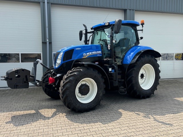 Aflevering 2024: <br/> New Holland T7.200 AC gebr.